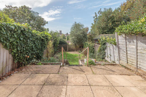 3 Bedroom Terraced for Sale