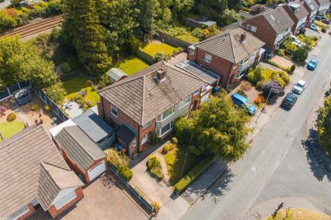 54 The Priory, externals-27.jpg