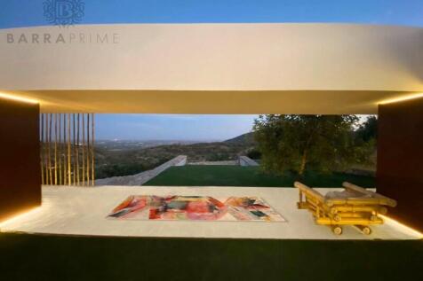 3+1 bedroom villa of contemporary architecture with sea views in Santa Bárbara
