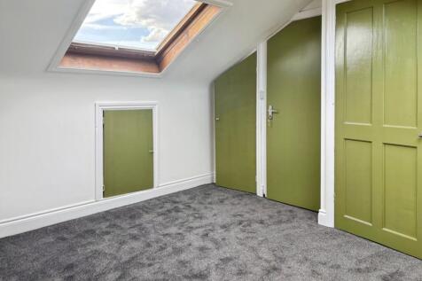 pbox-bedroom-589420.jpg