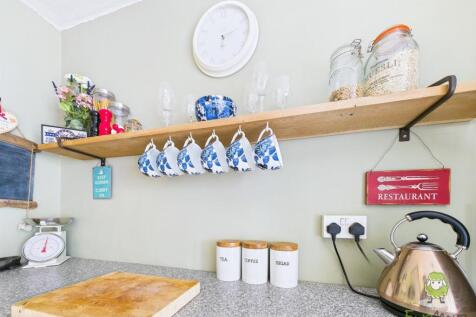 CAM01543G0-PR0135-STILL041