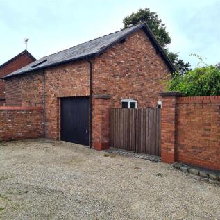 Court yard Parking Space and Access to Garden.jpg