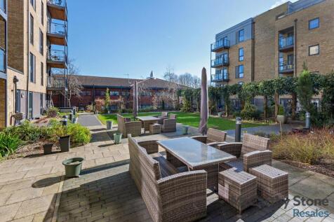 8639828-exterior02-800.jpg