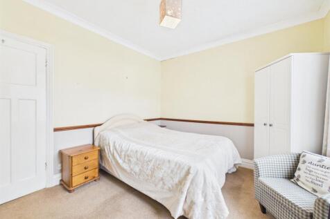 Bedroom: