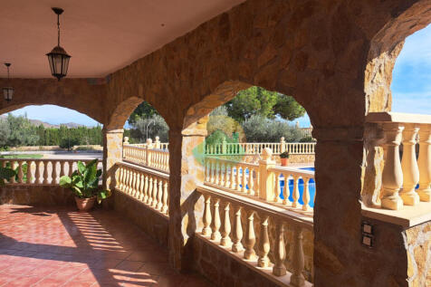 4 Bedroom Detached For Sale-ATA04-2