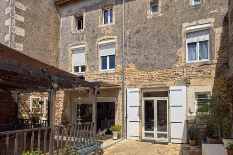 Property Image 1