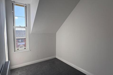 63a Chapel Street, Leigh photo 3