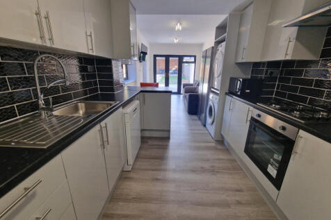 Donnington Bridge Road **Available in August 2026** OX4 4AY photo 3