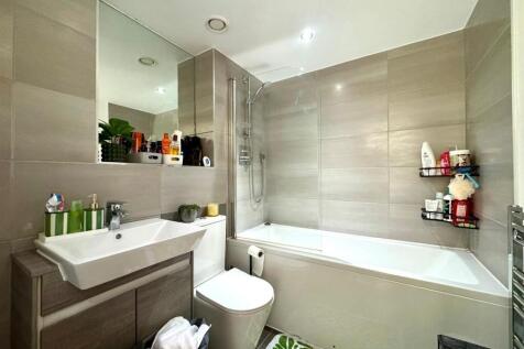 Bathroom.jpeg
