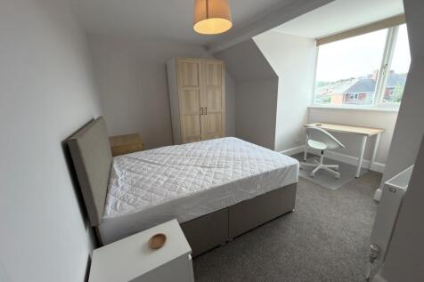 Flat, Pinhoe Road, Exeter, Devon photo 5