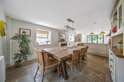 1304043-33-684052...