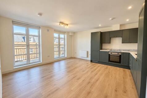 82 High Street, Worthing, West Sussex photo 2