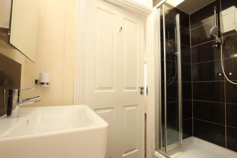En-suite.JPG
