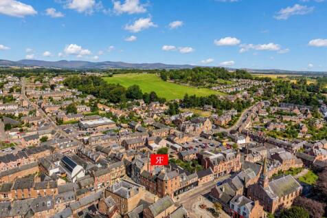 14B High Street Kirriemuir-9.jpg