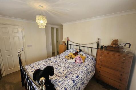Water Lane, Towcester photo 4