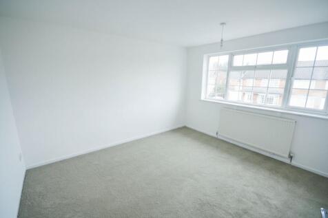 Musbury Avenue, Cheadle Hulme, SK8 photo 5