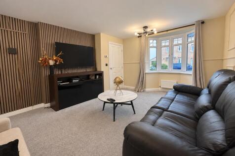 Cuckoo Road, Wixams, Bedford photo 3
