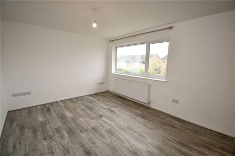 Amberley Avenue, Moreton, Wirral photo 3