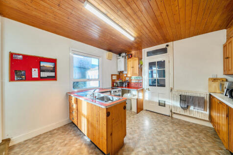 1387565-7-69453c6...