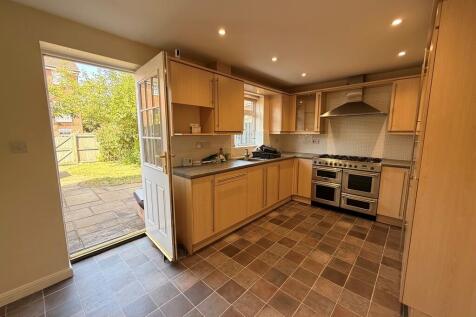 Horton Way, Stapeley, Nantwich photo 3