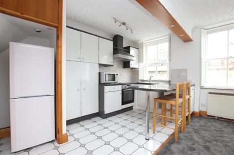 Kitchen.JPG