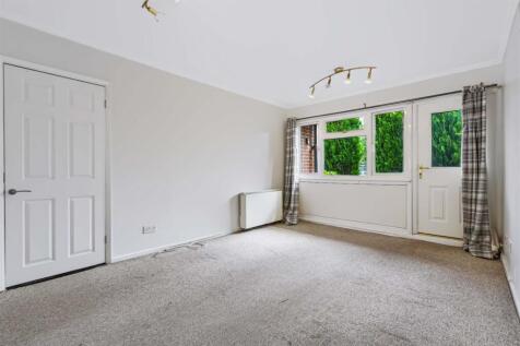 9 Frankton Close 10.jpg