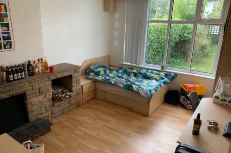 Otley Road, Leeds, West Yorkshire, LS6 photo 4