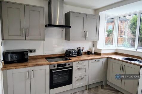 Newly Fitted Kitchen