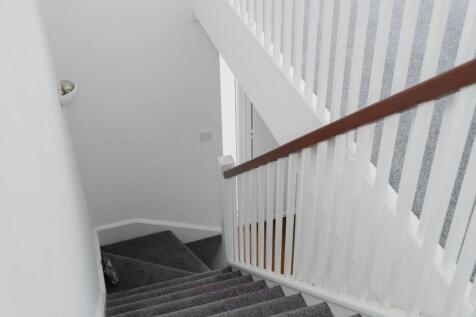 East Street, Epsom photo 3