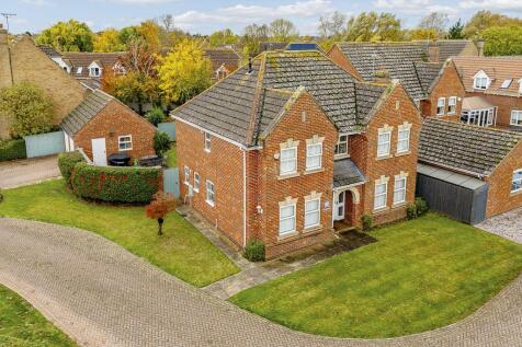 15 Fern Drive (Spalding)-2.jpg