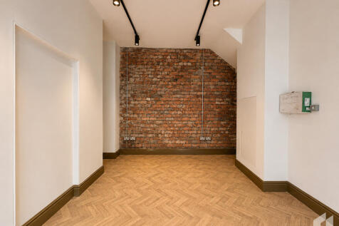 Retail Property (high street) to rent Image 6
