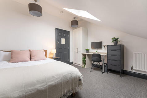 The Hosiery Factory Flat L Bedroom 16