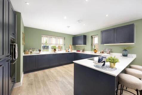 5 bedroom show home,