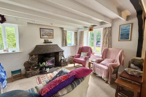 Cosy Sitting/Dining Room