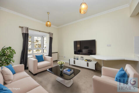 Starboard-Court_2...