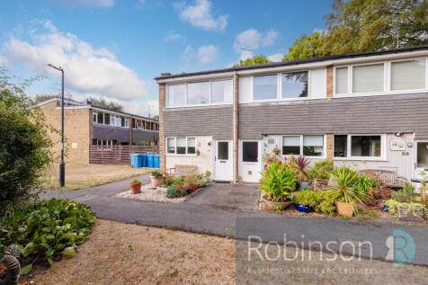 26 Lynton Green-3