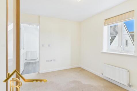 CAM03016G0-PR0031-STILL008