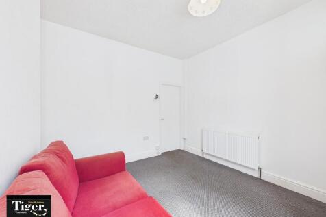 Whittaker Avenue, Blackpool photo 4