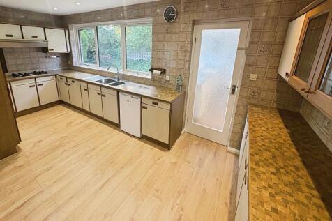 Park Drive South, Huddersfield, West Yorkshire, HD1 photo 4