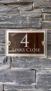 4 Links Close (59).jpg