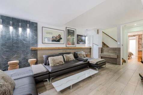 LADBROKE ROAD (20).jpg