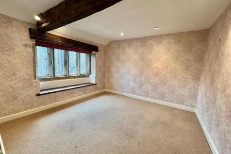 48 Wakefield Rd front bedroom with ensuite 2.jpg