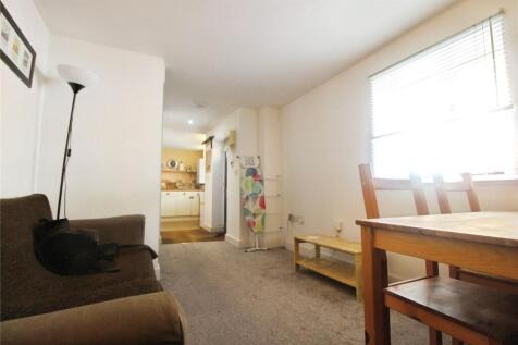 8 Higher Cheap Street, Sherborne, Dorset, DT9 photo 5