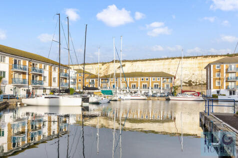 The Strand, Sover...