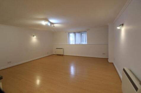 Pryors Court, Baldock photo 4