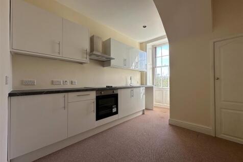 Monkton Park, Chippenham photo 3