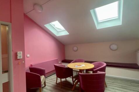 Brookthorpe Close, Worcester, Worcestershire photo 4