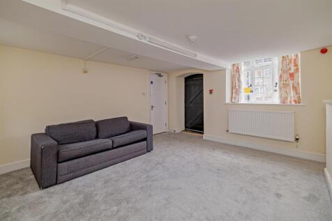 8608697-stills-plas bellin hall_045(1)-800.jpg