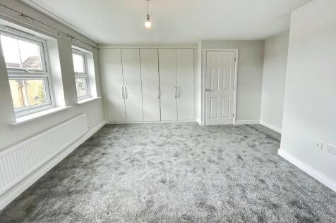 Mercer Drive, Lincoln photo 4