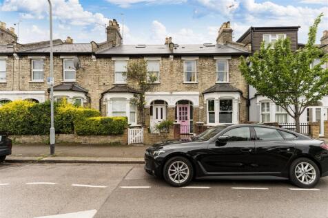 Kenilworth Avenue, E17